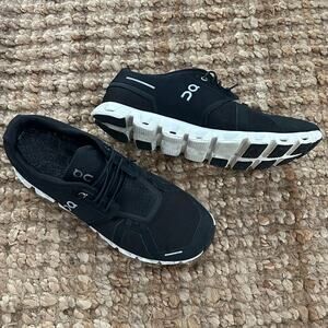 On Cloud 5 Running Shoes Black Men’s Size 10 US Lightweight Sneakers EUC